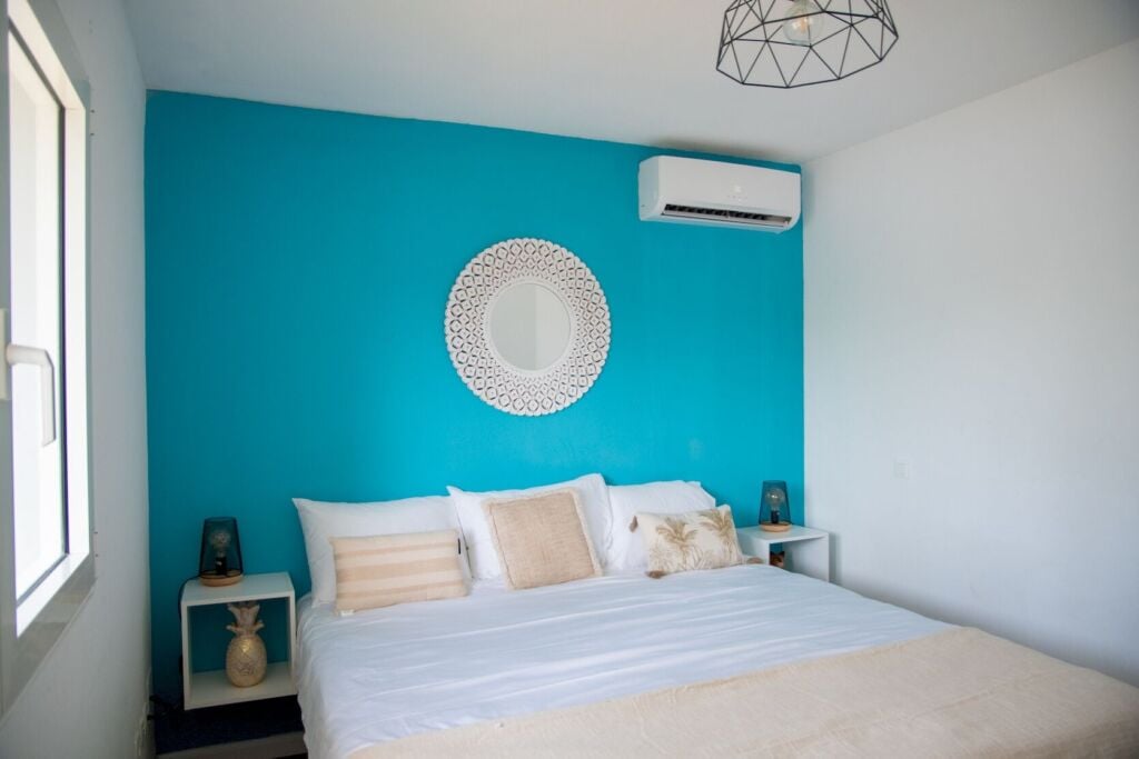 Bedroom 1 - King Bed