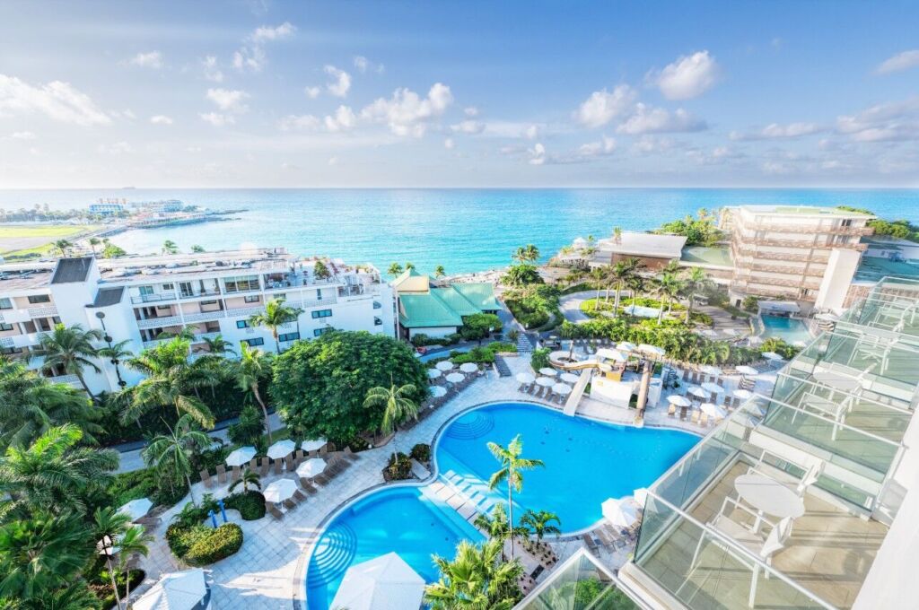 Sonesta Maho Beach Resort