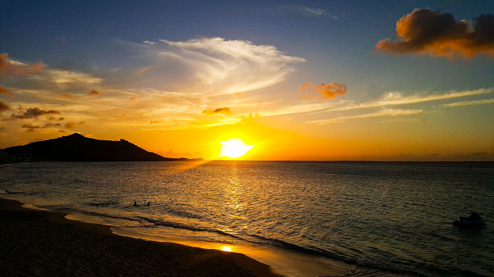 Sunset cruise in St Maarten