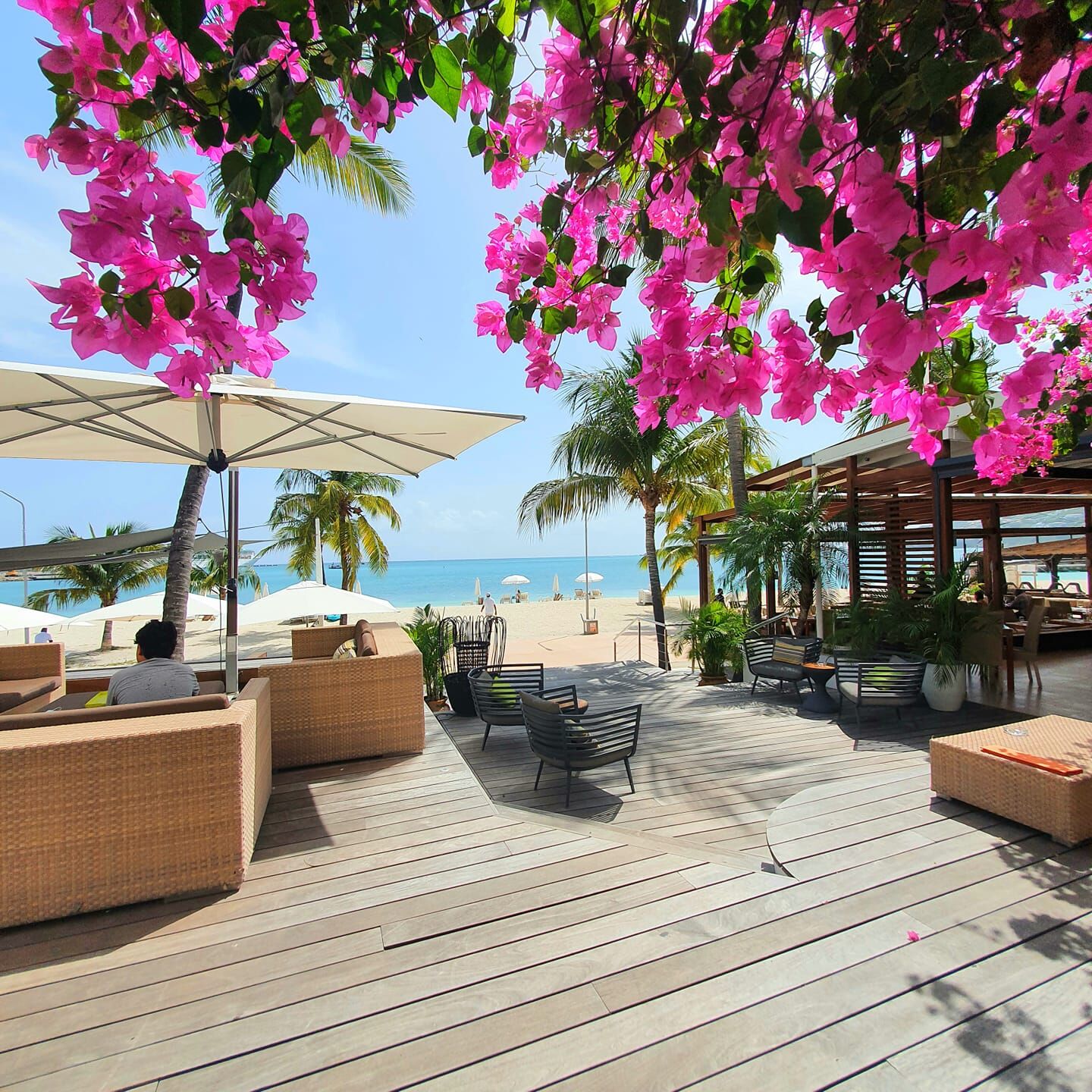 Ocean Lounge Holland House Philipsburg