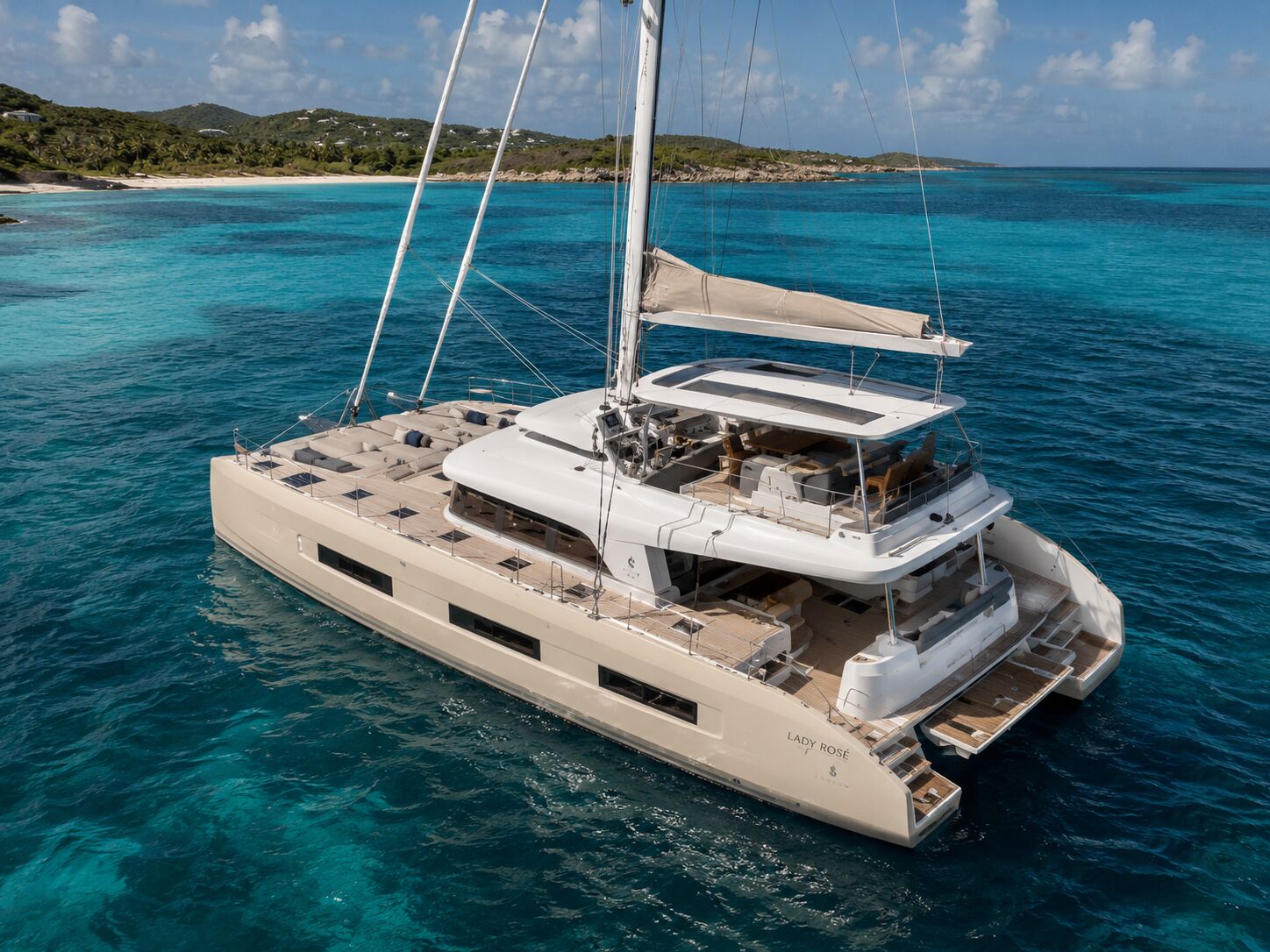 LADY ROSÉ — Lagoon Sixty 5 catamaran Saint Martin